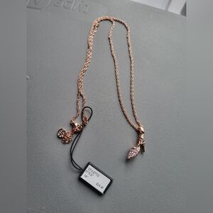 Brand new unused Fifth Avenue Collection rose gold stilleto dangle necklace  18"